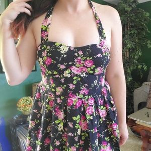 Floral Pinup Style Dress. No Boundaries.